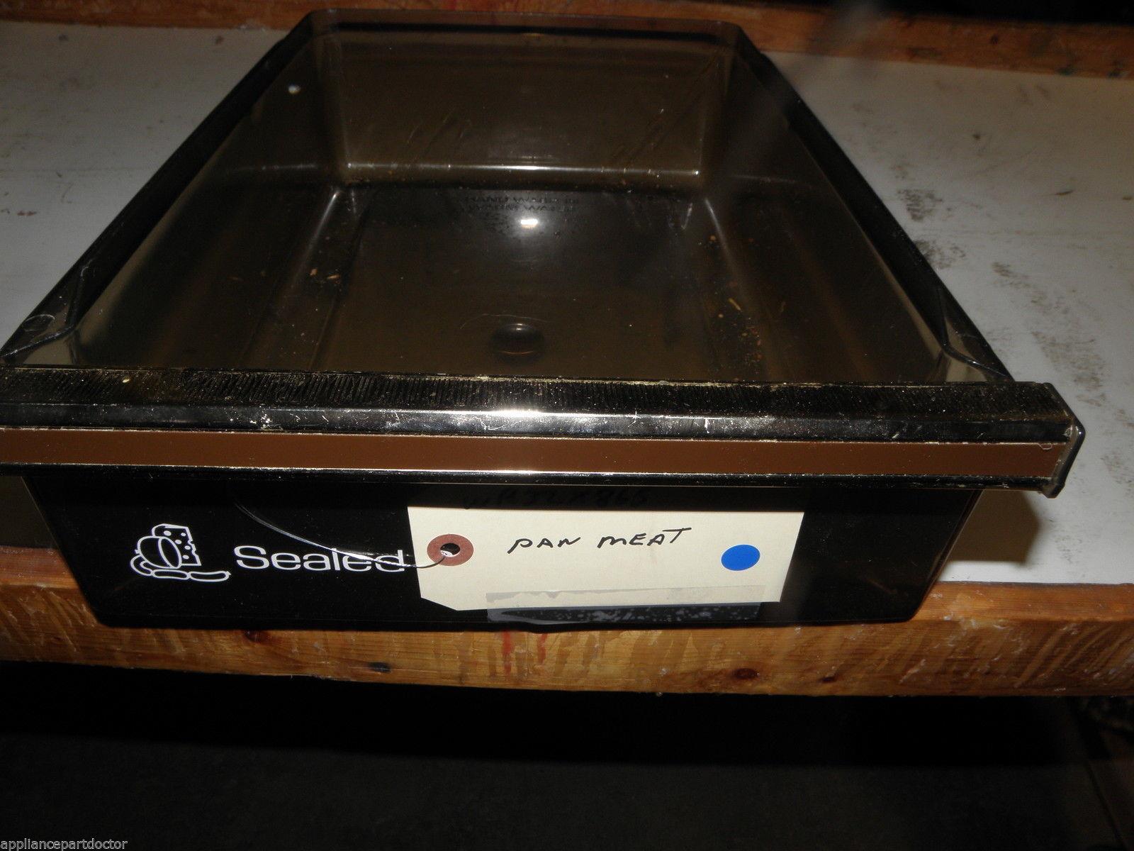 GE REFRIGERATOR WR32X865 MEAT PAN USED PART ASSEMBLY F/S GE REFRIGERATOR WR32X865 MEAT PAN USED PART ASSEMBLY F/S
